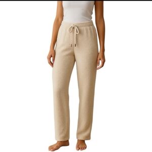 Cupcakes and Cashmere Soft & Cozy Plush Lounge Pants. Soft beige/cream shade. Xs